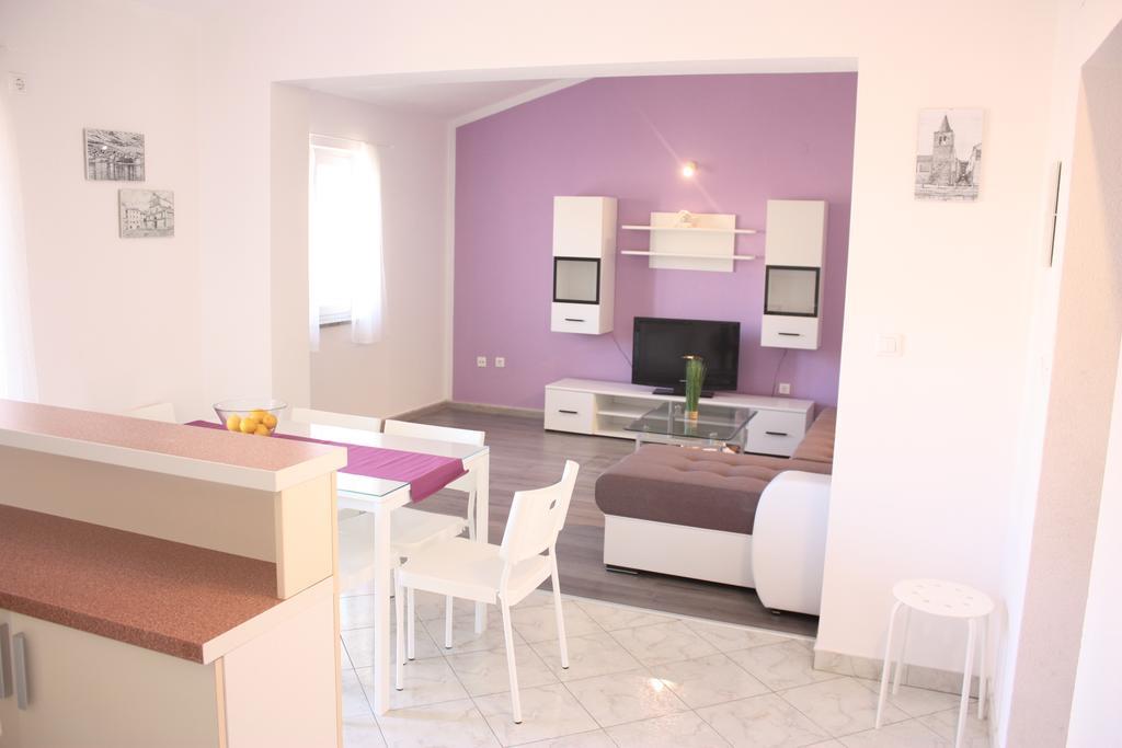 Apartments Miki Pag Town Exterior foto